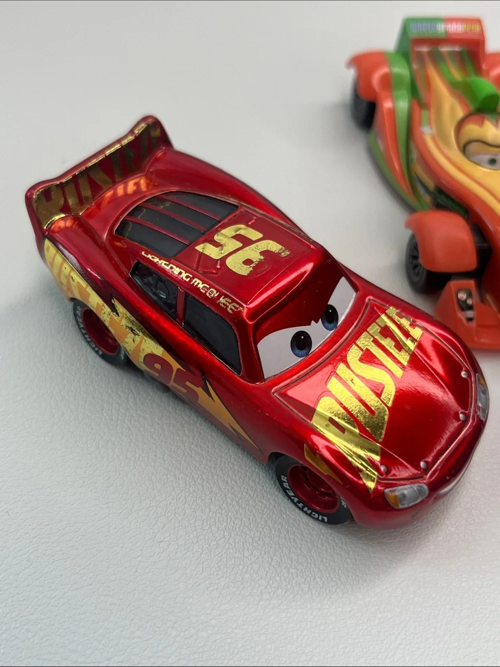 Disney Pixar Cars 3 Cars Die-Cast Toy Car Lightning McQueen